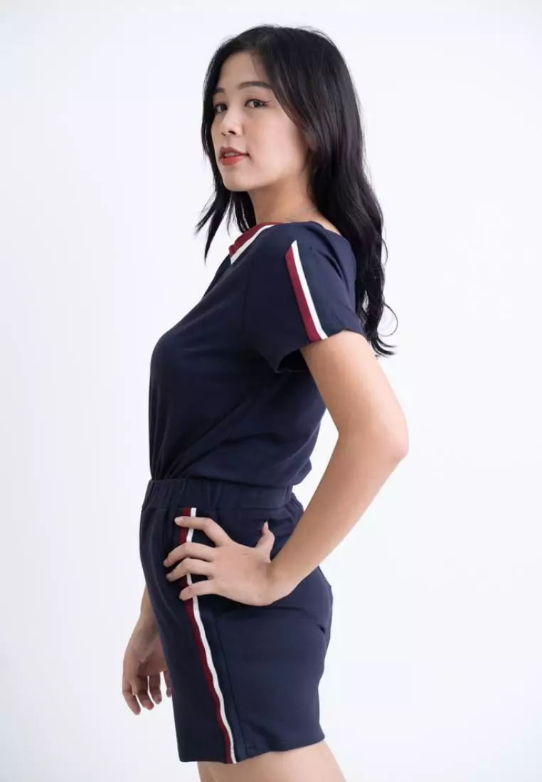 COTTON SPORTY SET WITH STRIPE FINISHING