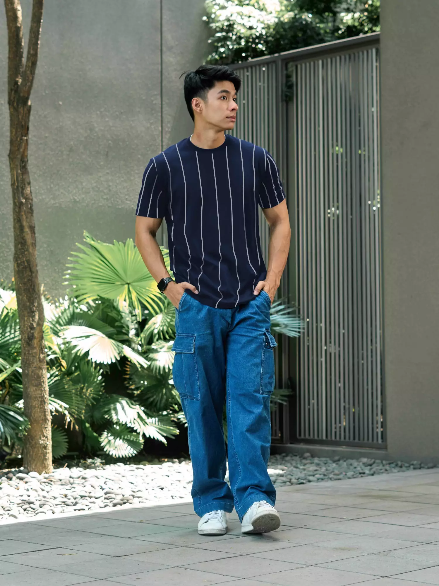 Kale Uranus Navy / Cotton Cloudy / Kaos Boxy Fit / Kaos Korea / Atasan Kaos Pria / Kaos Basic Pria