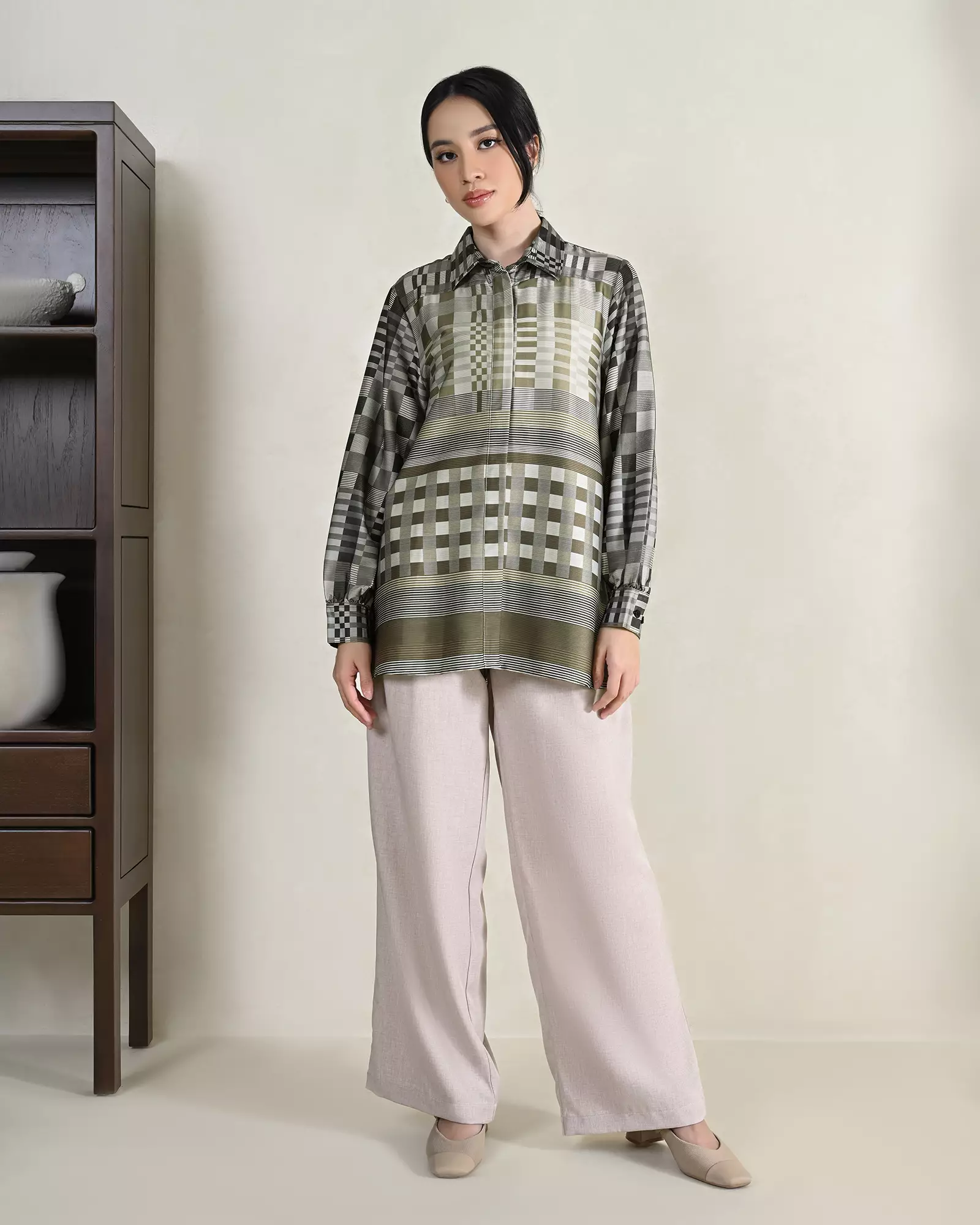 Geulis.id TREVA SHIRT - Olive