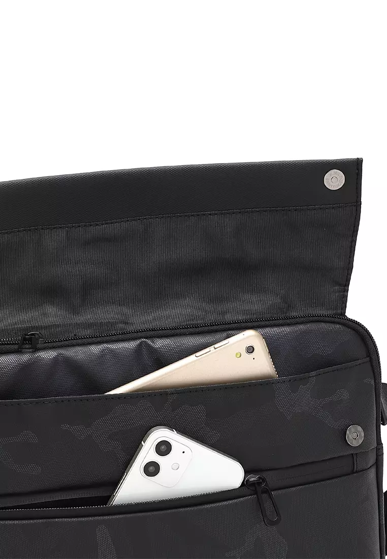 Men's Leather Crossbody Bag / Shoulder Sling Bag (Pria Tas Selempang Pria) - Hitam