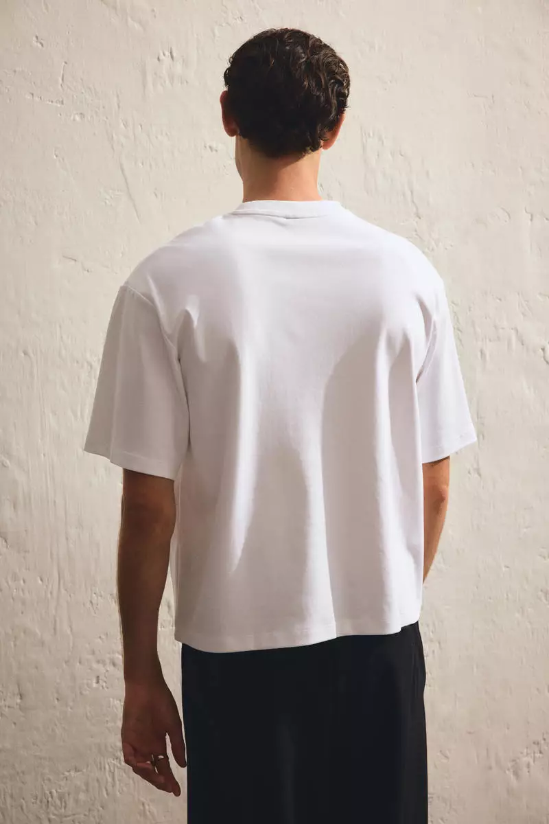 Loose Fit Boxy-style T-shirt