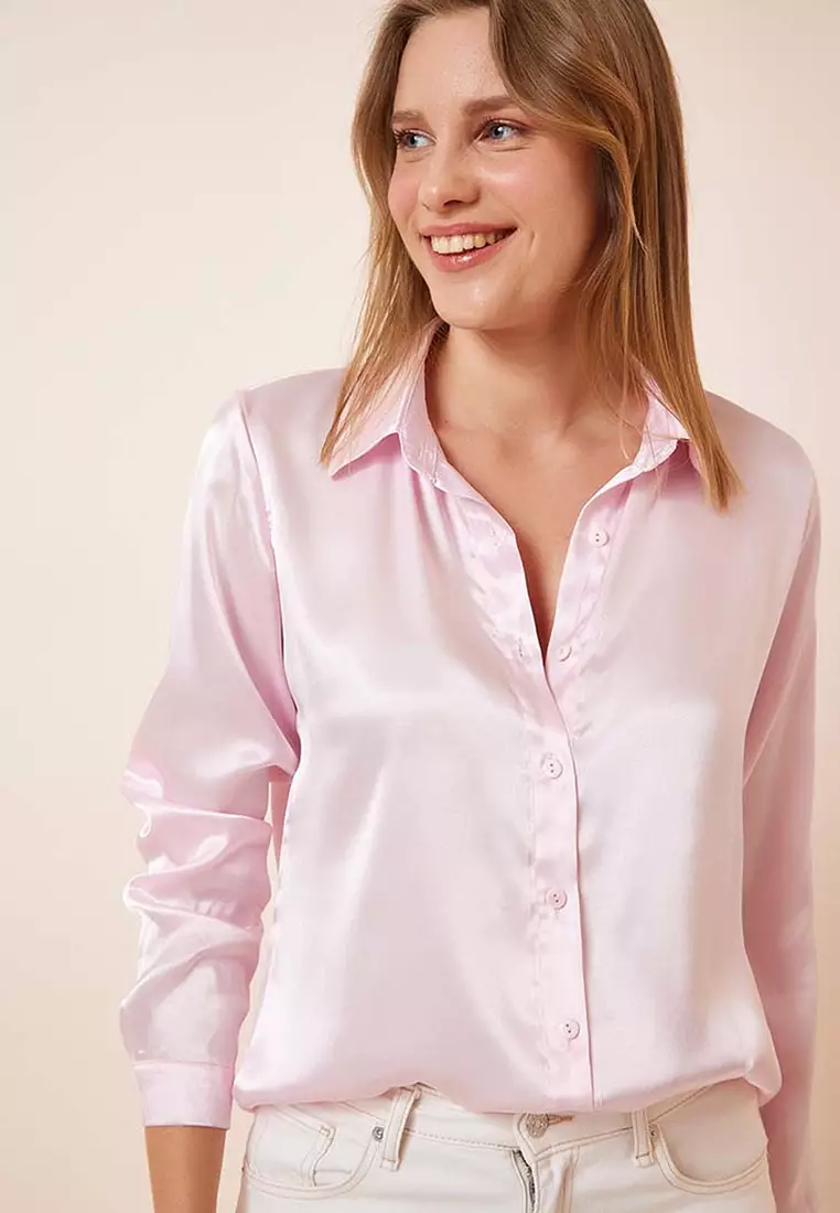 Slightly Flowing Satin Shirt