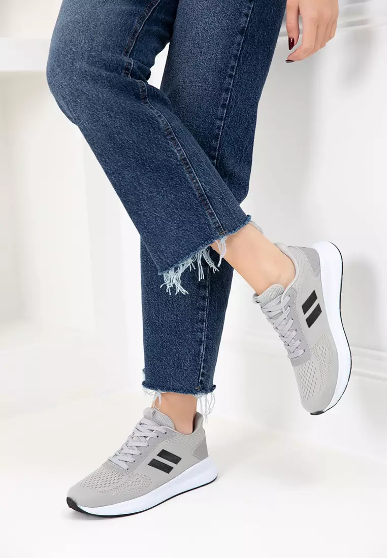 Unisex Ice Sneaker 20242 - Comfortable and Stylish