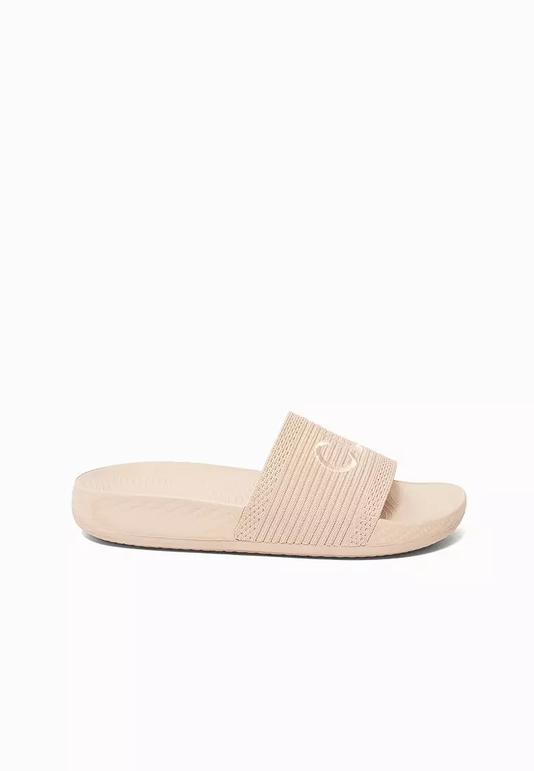 Discount on CLN  shoes - SKU: Steffie Slides
