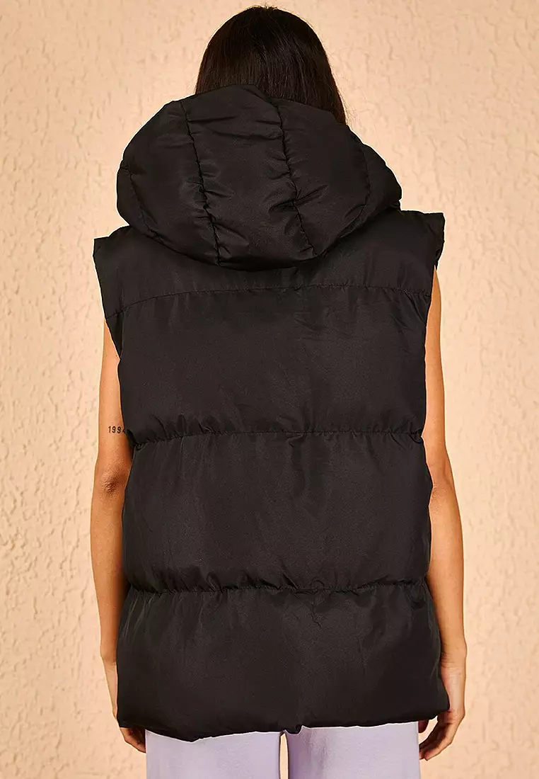Hooded Sleeveless Puffer Vest with Pockets