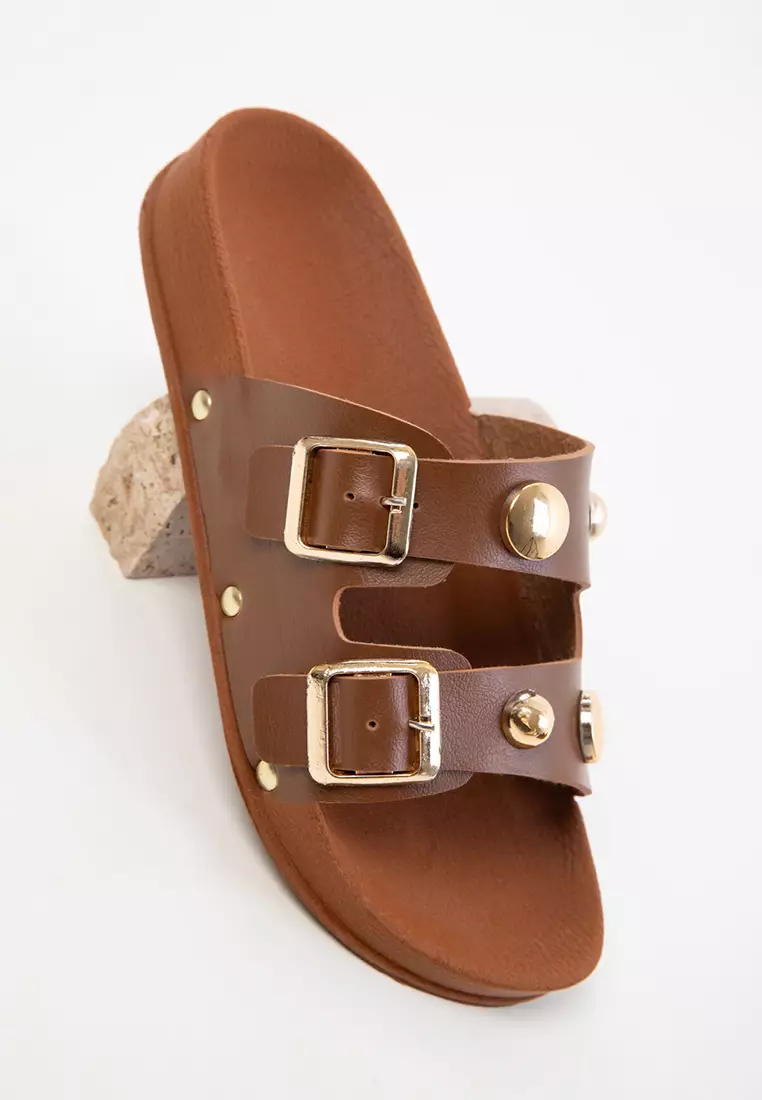 20490 Women's Tan Slippers