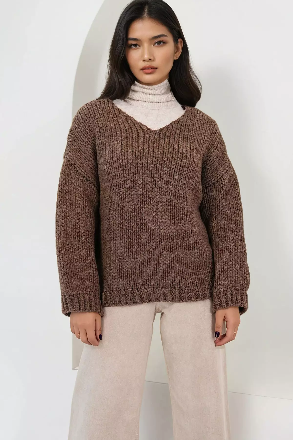 Women'S Brown V-Neck Thick Thessaloniki Braided Soft Textured Oversized Sweater Alc-X14850