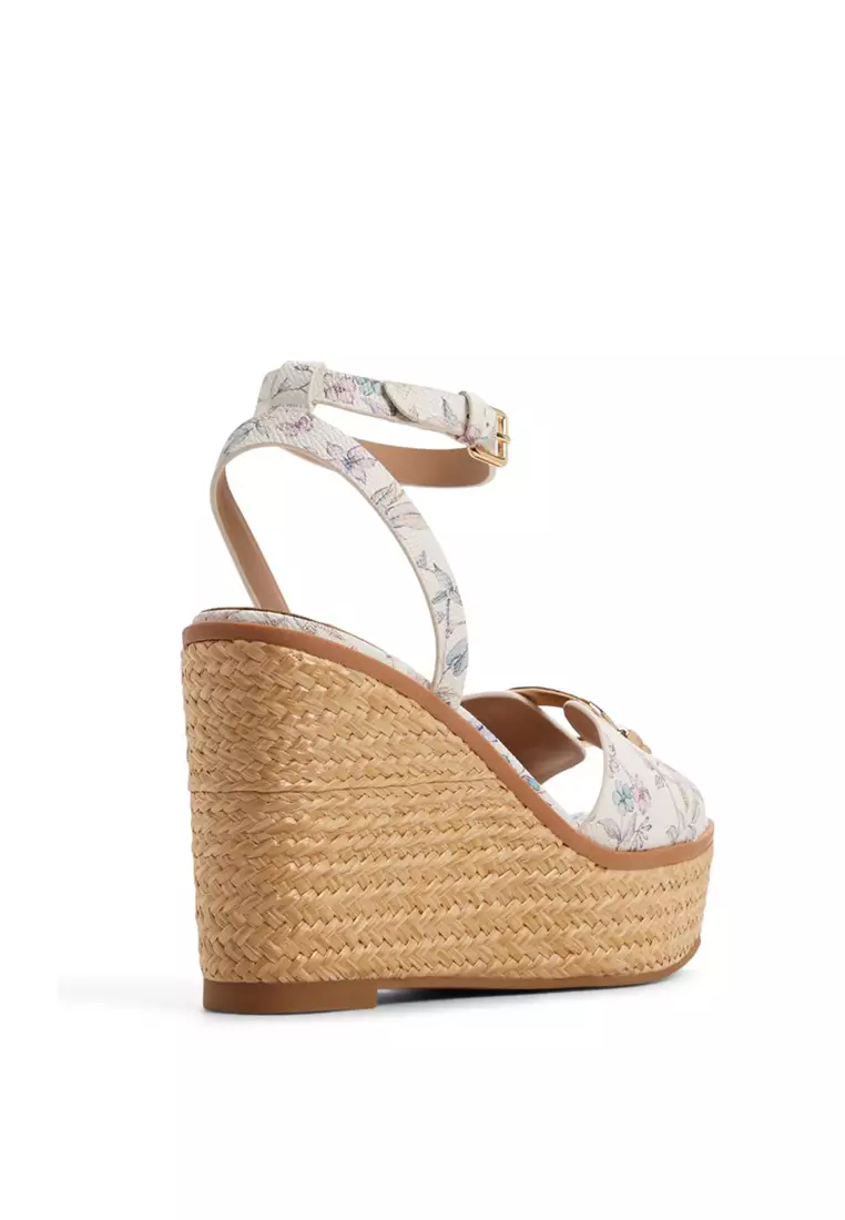 Carrabriria Wedges