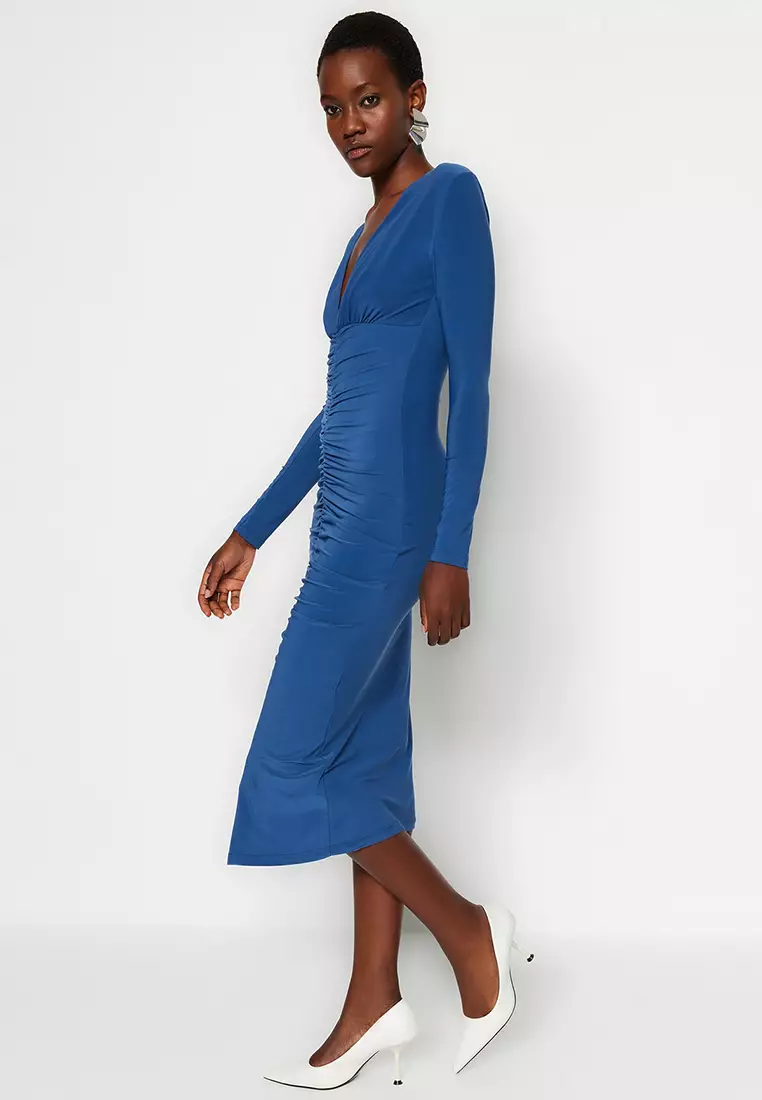 Buy Trendyol Fitted V-Neck Ruched Midi Dress in Indigo 2024 Online