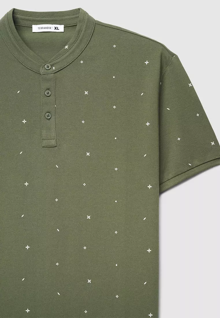 Man Short-Sleeved T-Shirt