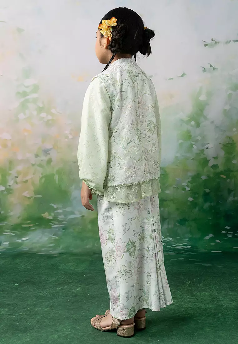 Hana Kurung Modern Embroidered Set
