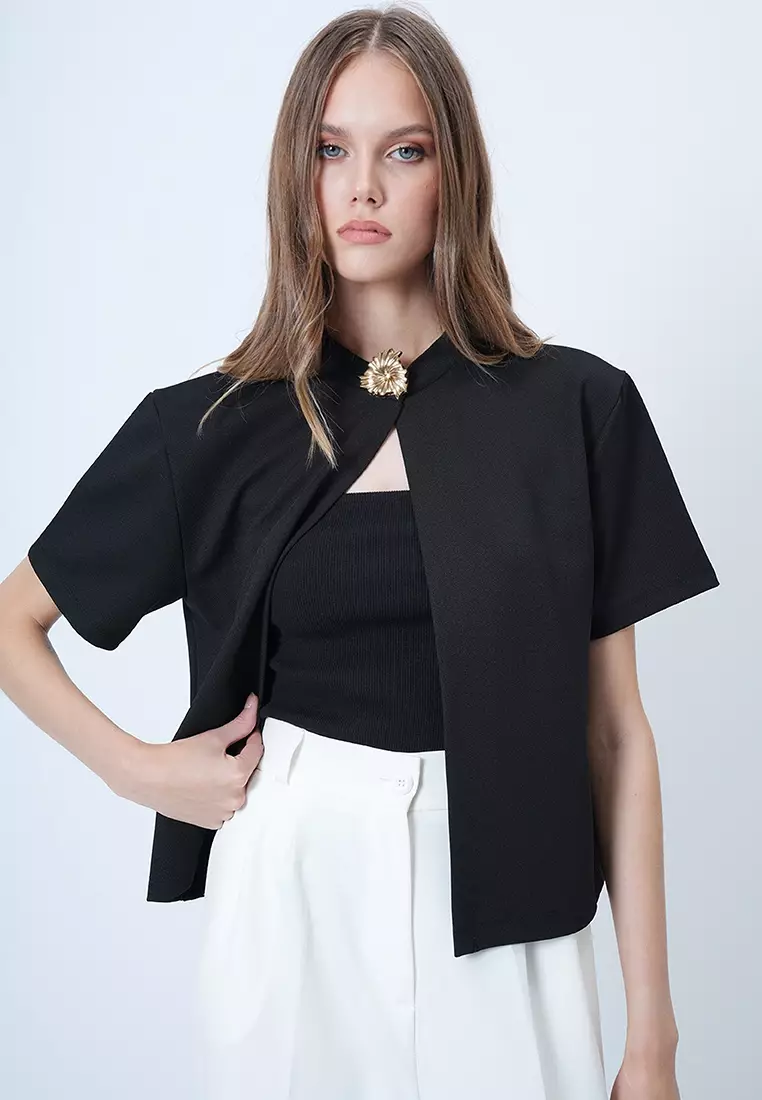 Gold Brooch Short Sleeve Knitted Jacket and Strapless Blouse Set