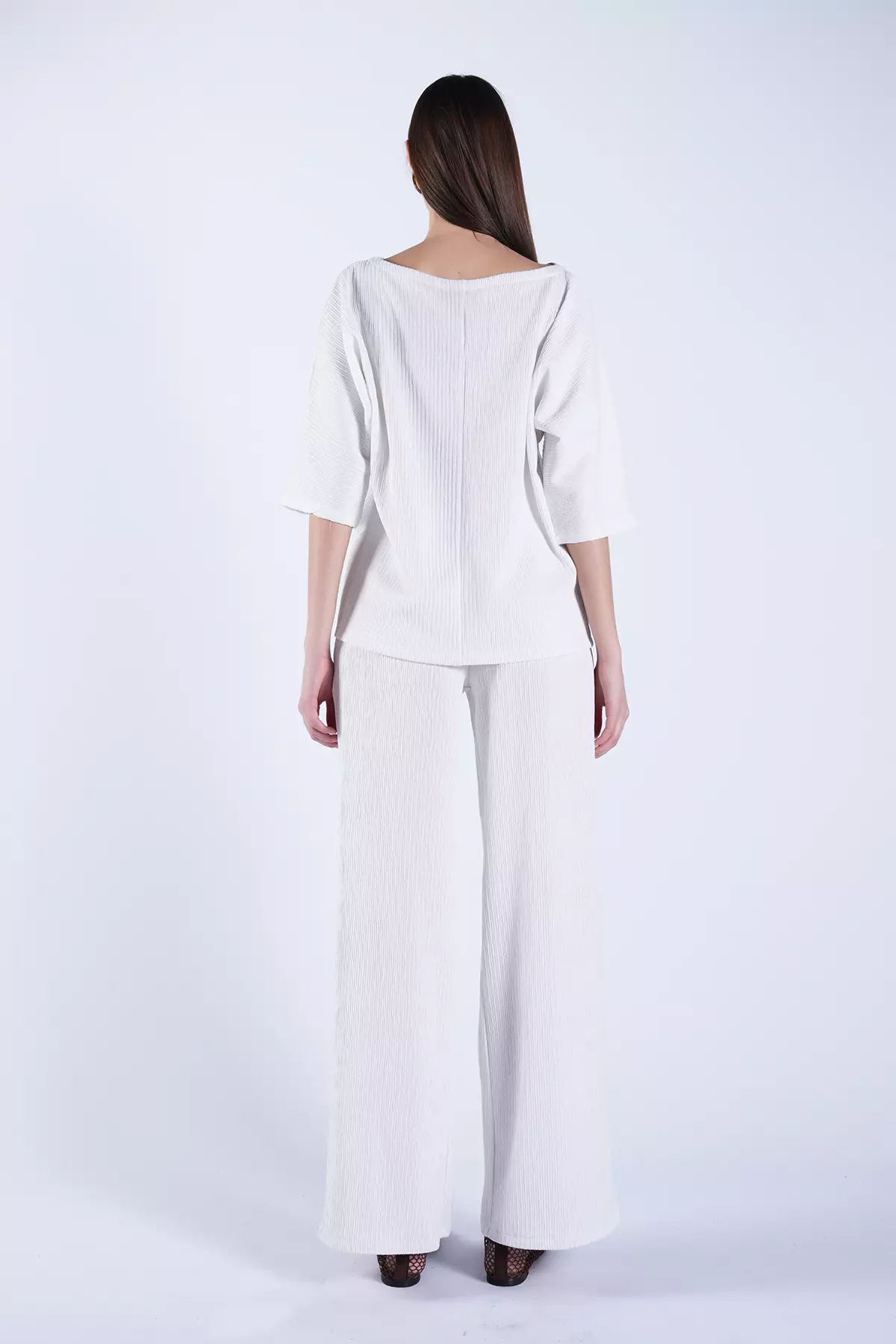 Ecru Boat Neck Bat Sleeve Casual Blouse And Palazzo Trousers Wrinkled Set Alc-X13470