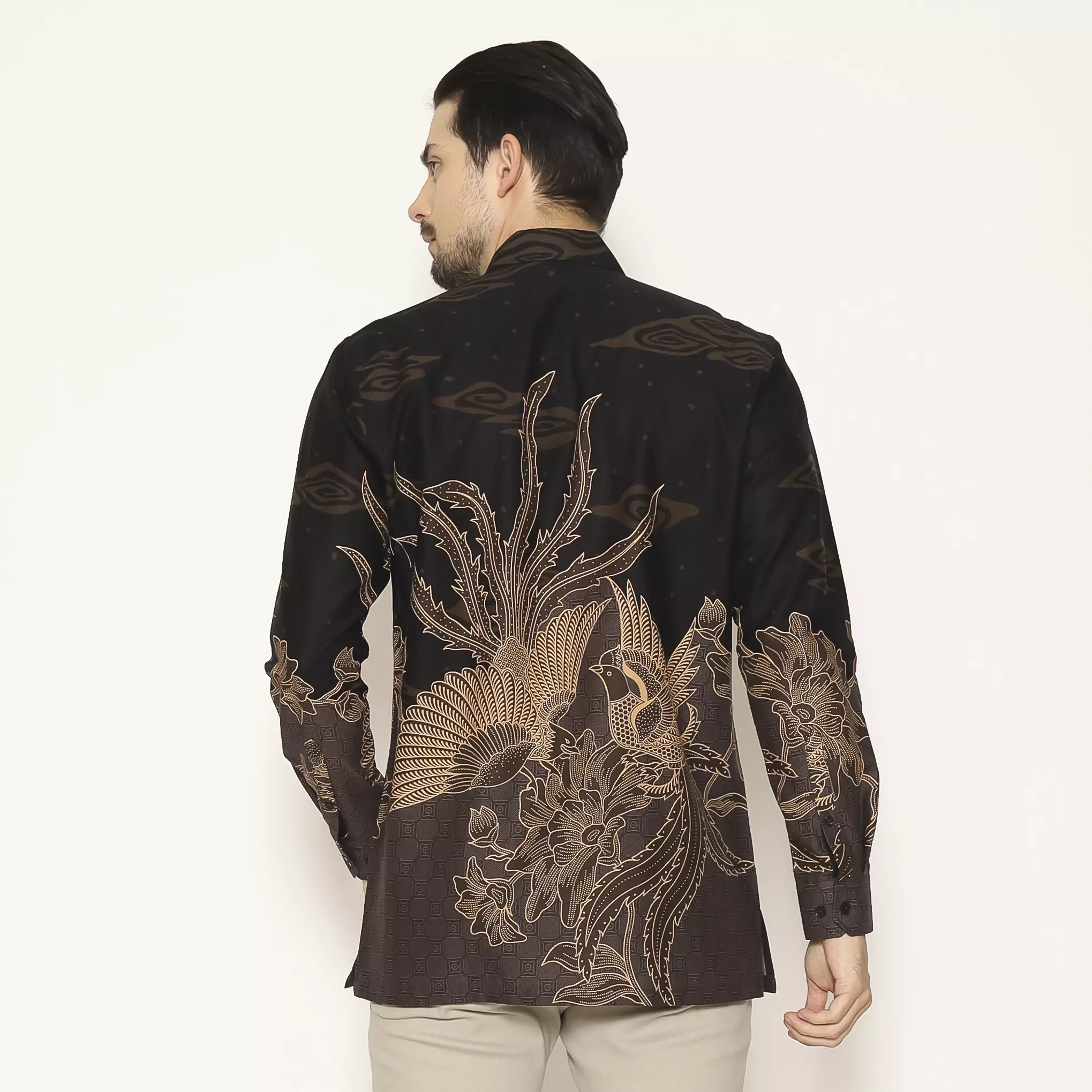 MAGINOT SWARA Batik Pria Slim Fit Lengan Panjang