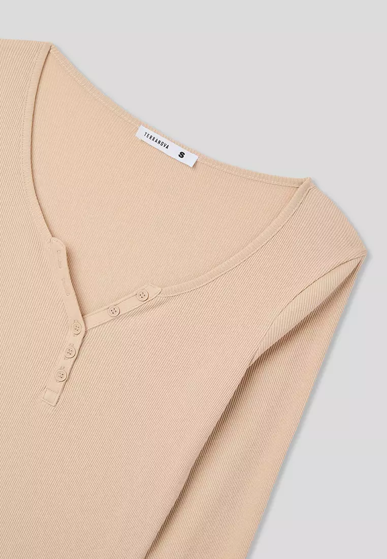 Woman Long-Sleeved Top