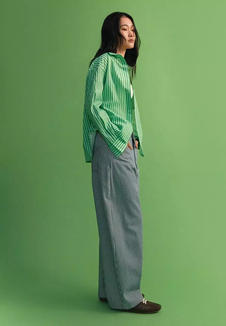 Striped Pattern Elastic Waist Band Shorts - Green