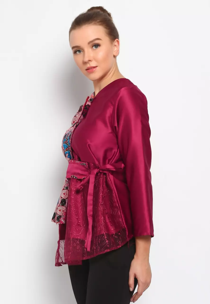 Kalista Maron Blouse Batik JTR