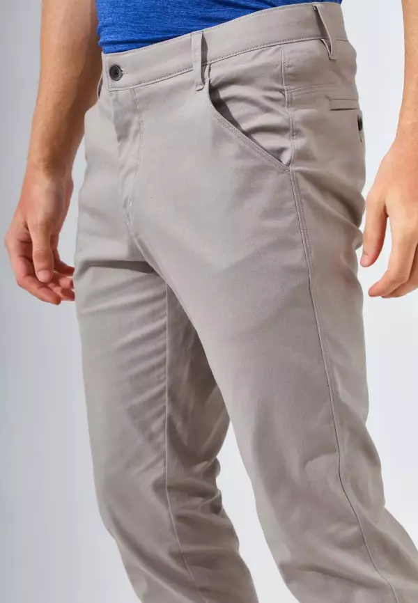 Jack Nicklaus Cougar Celana Panjang Pria Slim Fit Camel