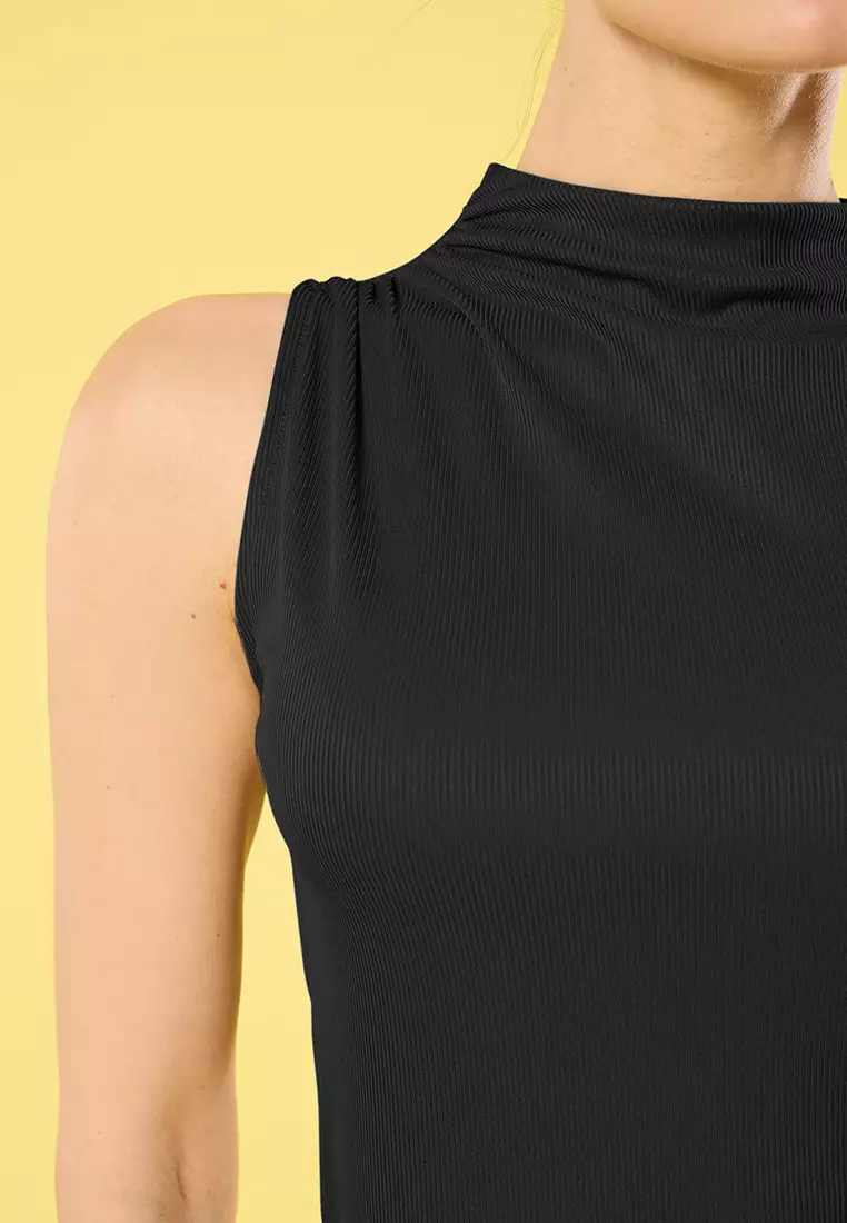 Black Gathered Detail Regular Pattern Crop Knitted Blouse Twoss25Bz00262