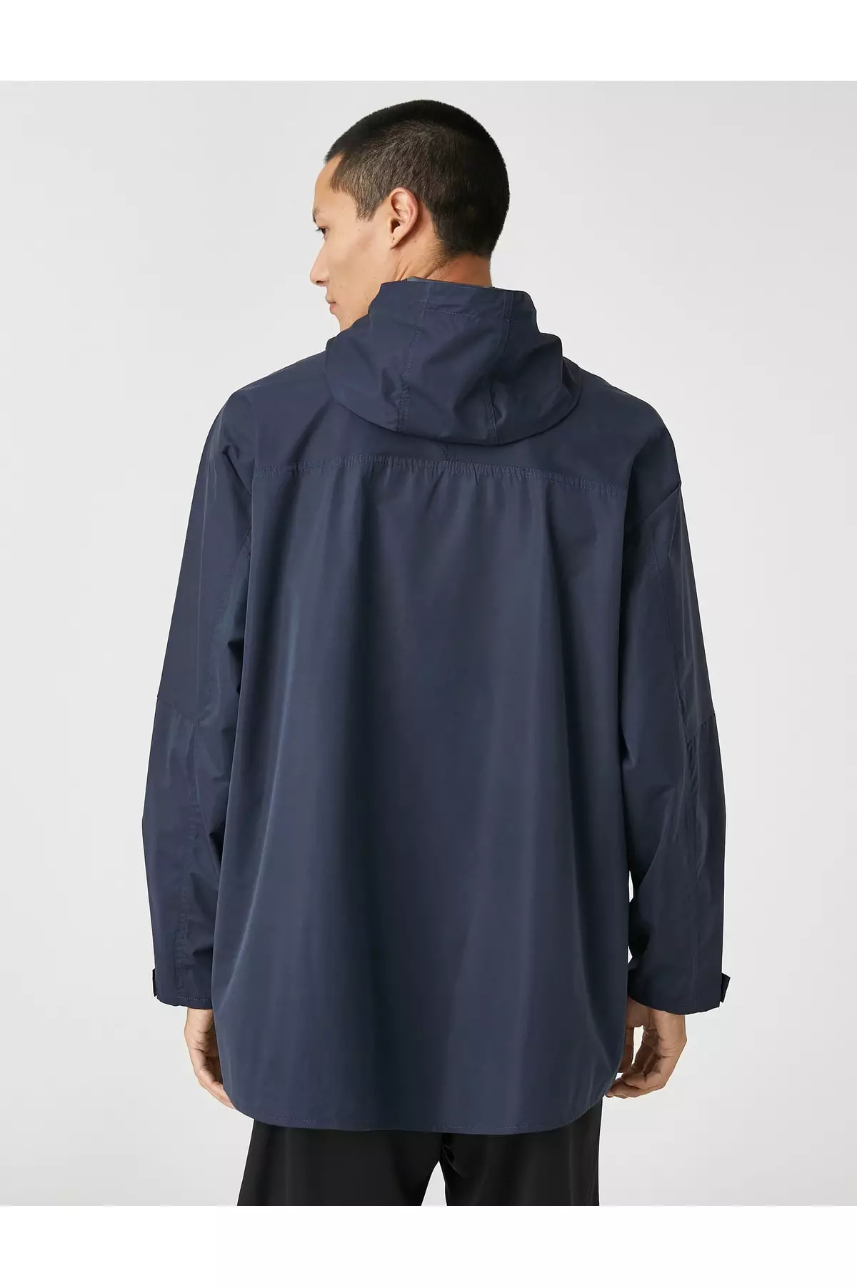 Sports raincoat online on sale