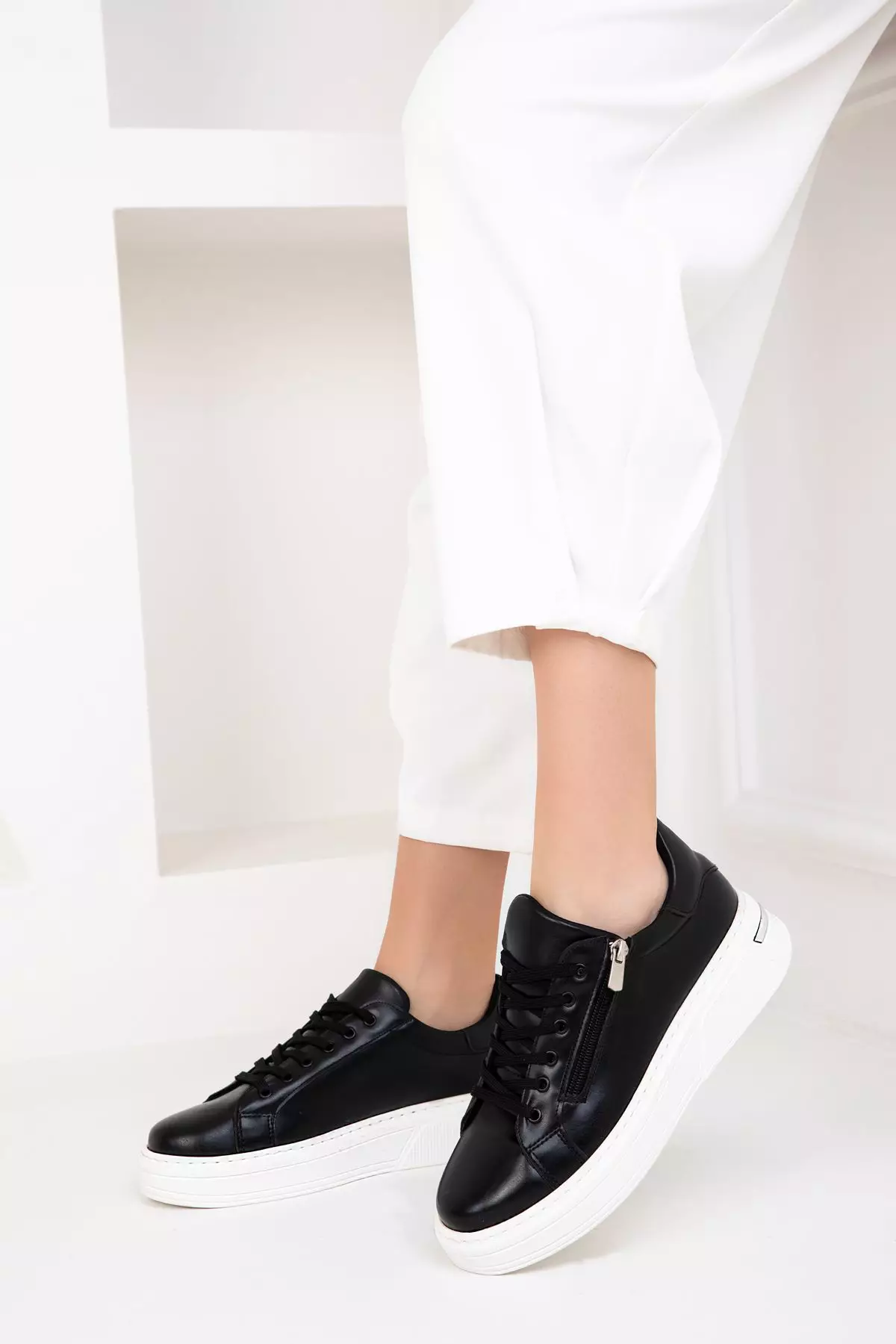 Discount on Soho  shoes - SKU: Classic Sneakers