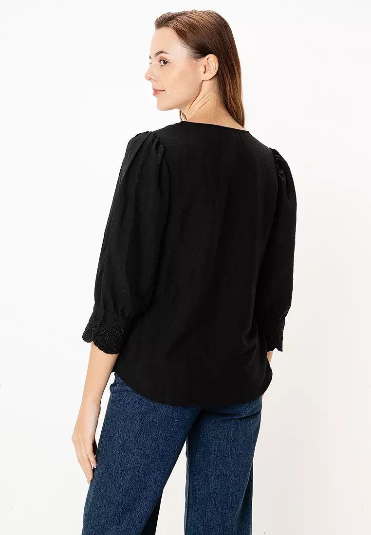 Train 3/4 Lace Top