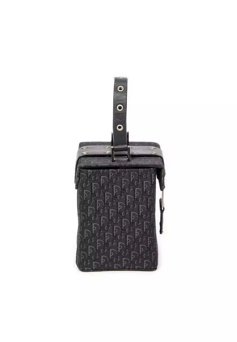 Pre-Loved Street Chic Vanity Case