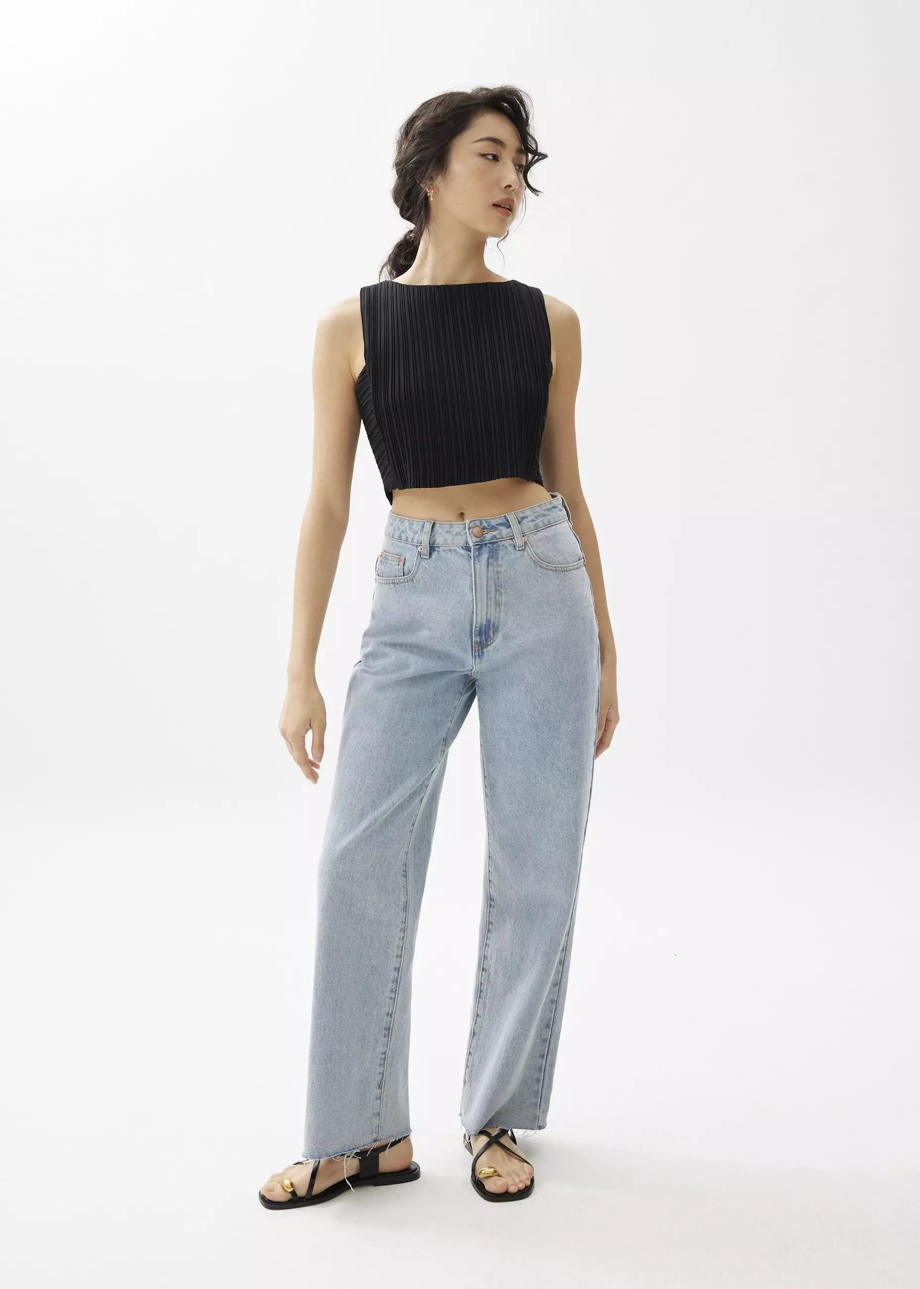 Atasan Wanita - Dez Pleated Boat Neck Crop Top