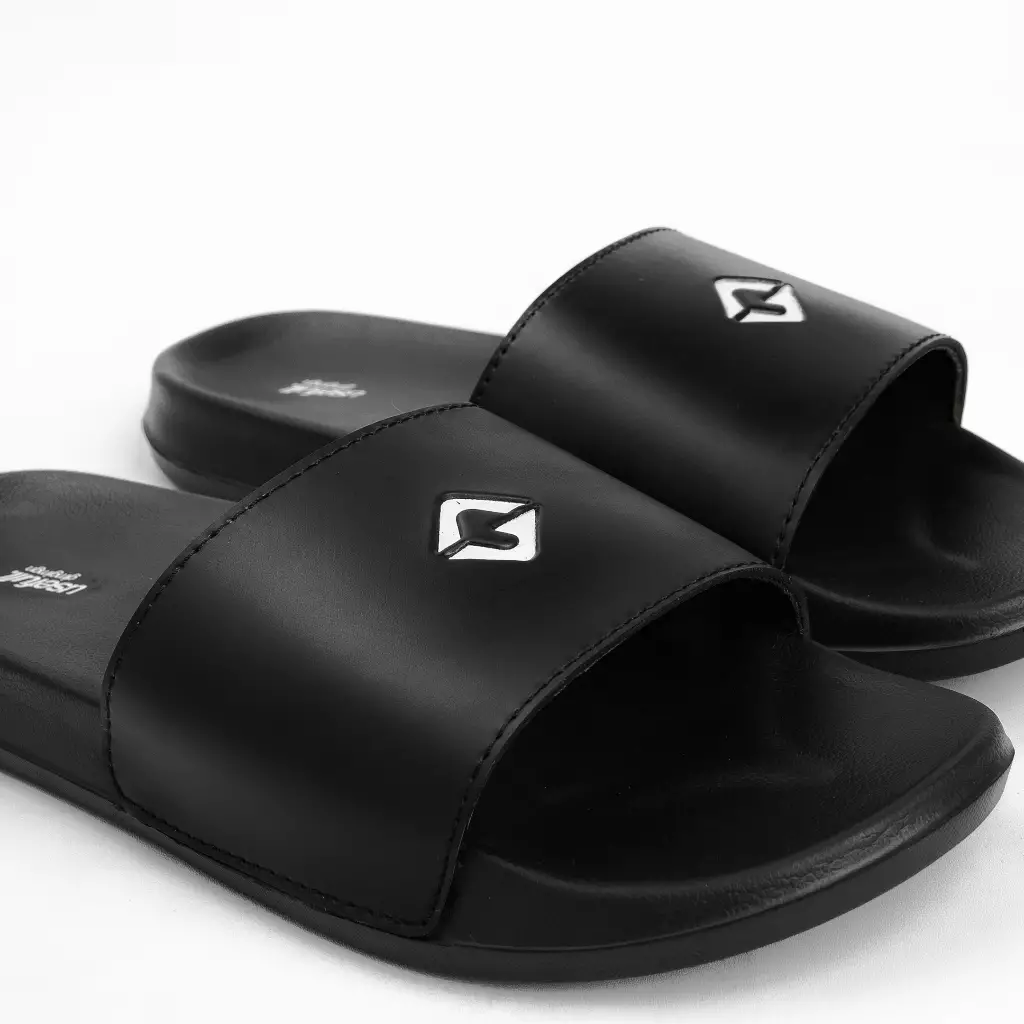 Gloaming Slip On T-Beardh Black Sandal Slipper