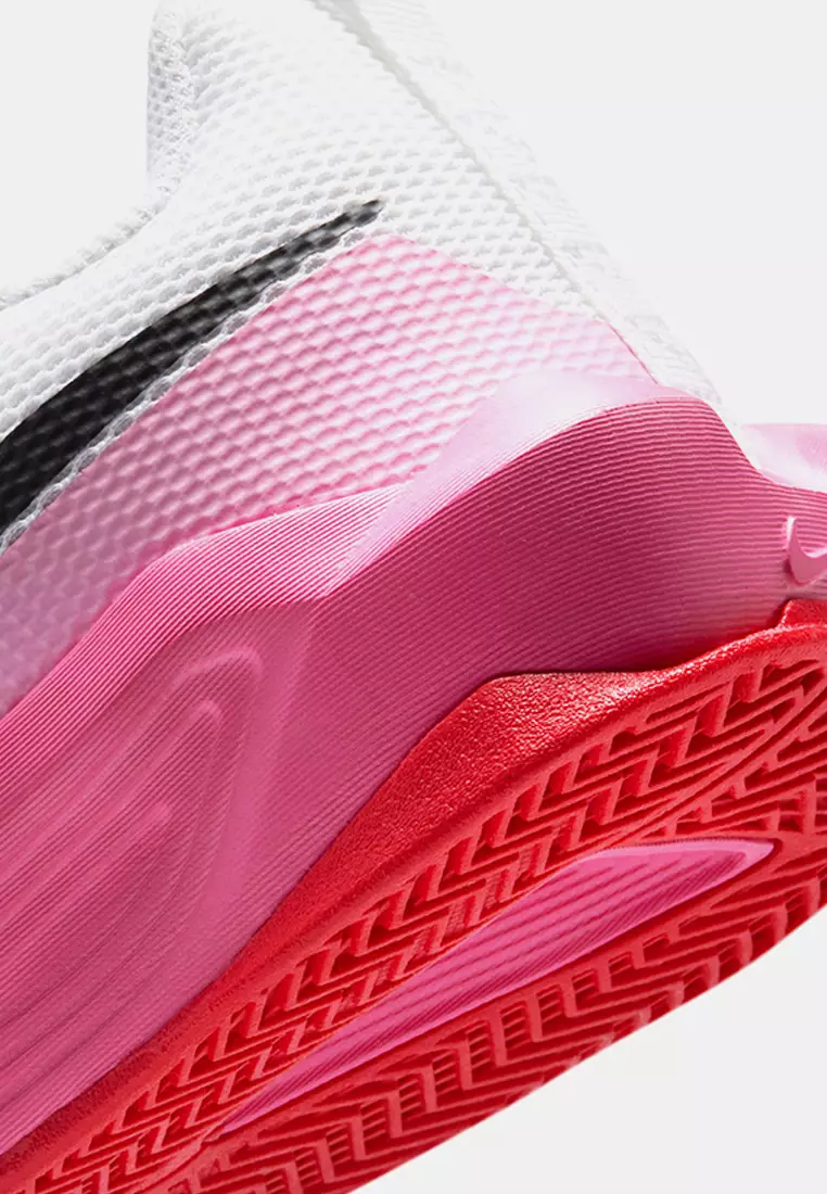 Nike S.T. Dynamite