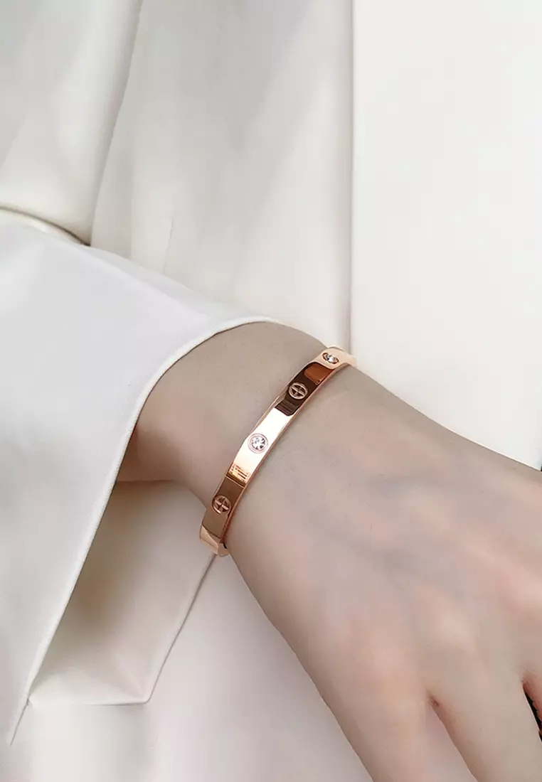 Gelang Titanium Wanita Fashion Elegan Perhiasan Cewek Original Adjustable Size Kotak Indah Set