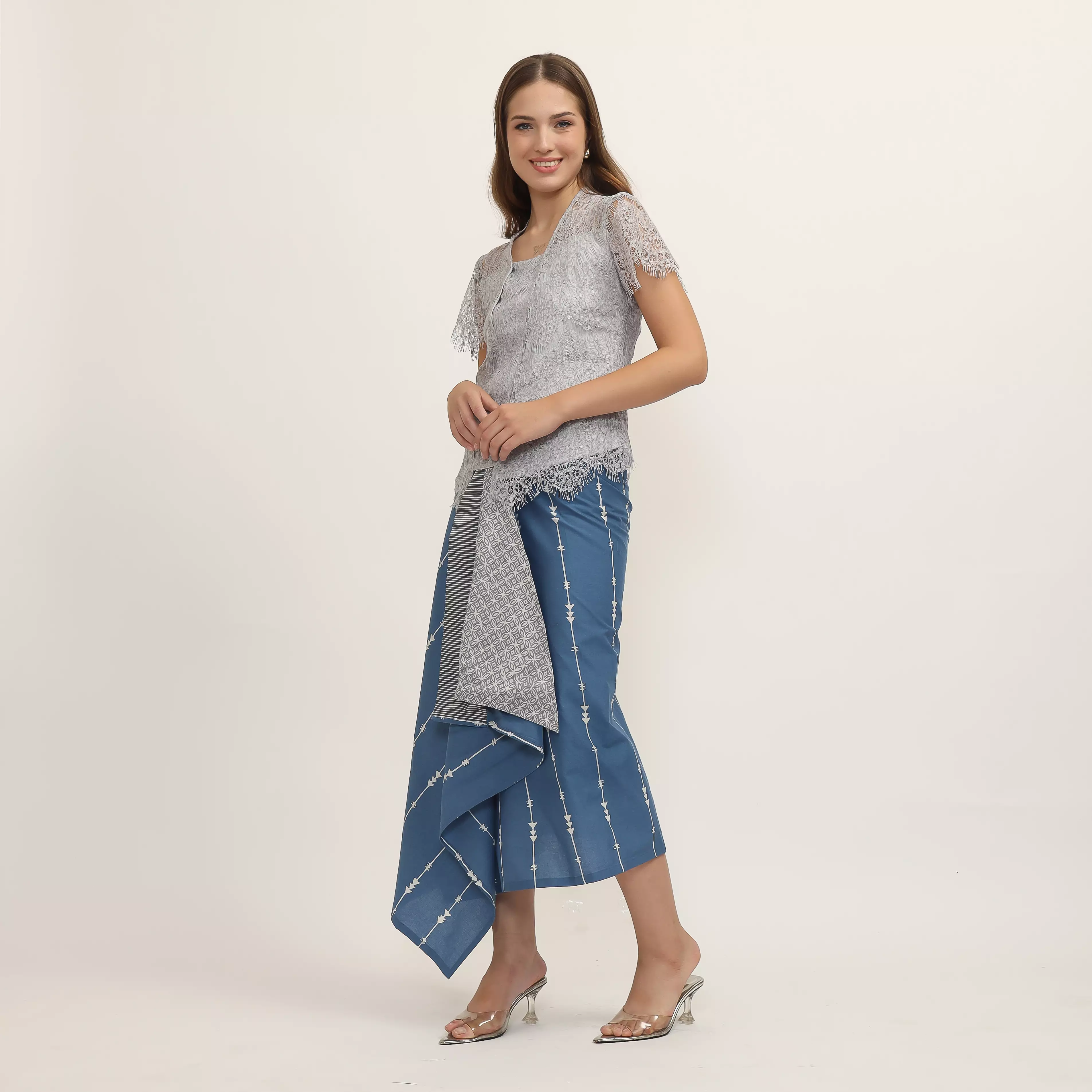 Kebaya Wanita - Bhatara Batik Kebaya Lace - Baju Batik Modern Lengan Pendek