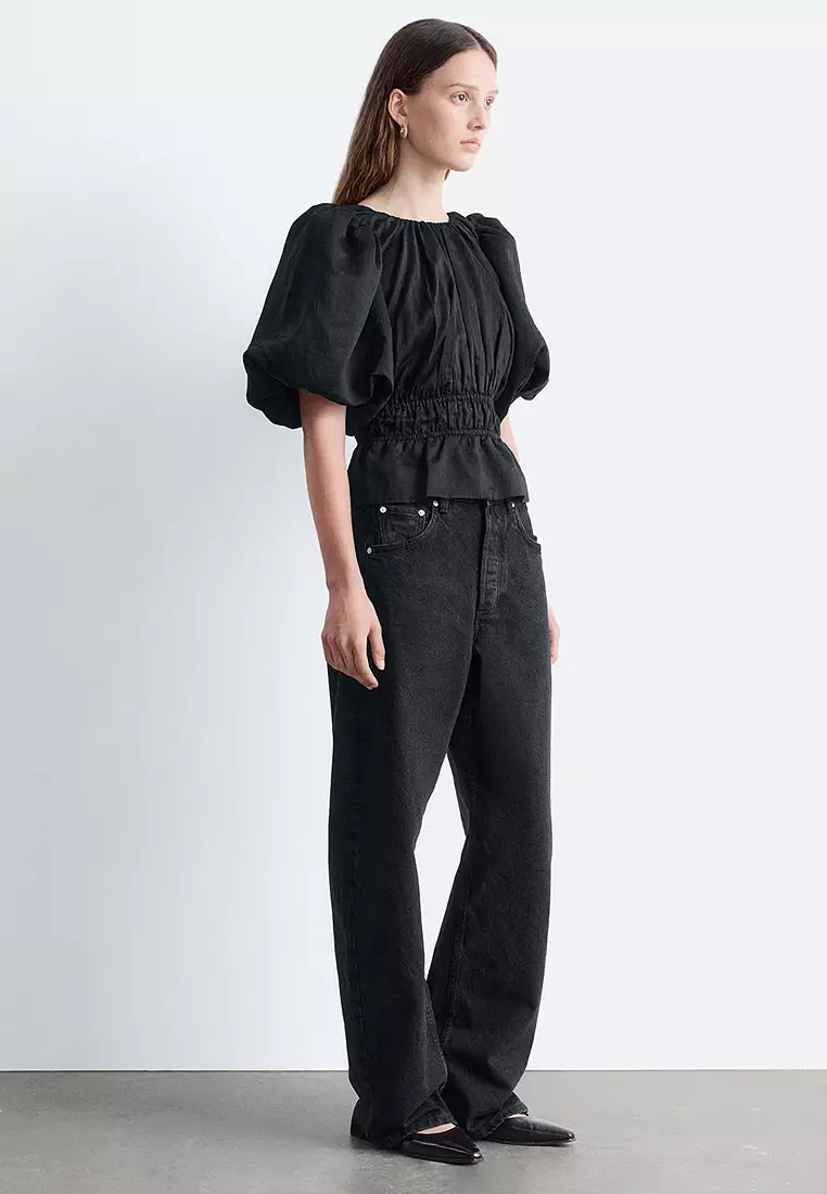 荷葉邊泡泡袖上衣