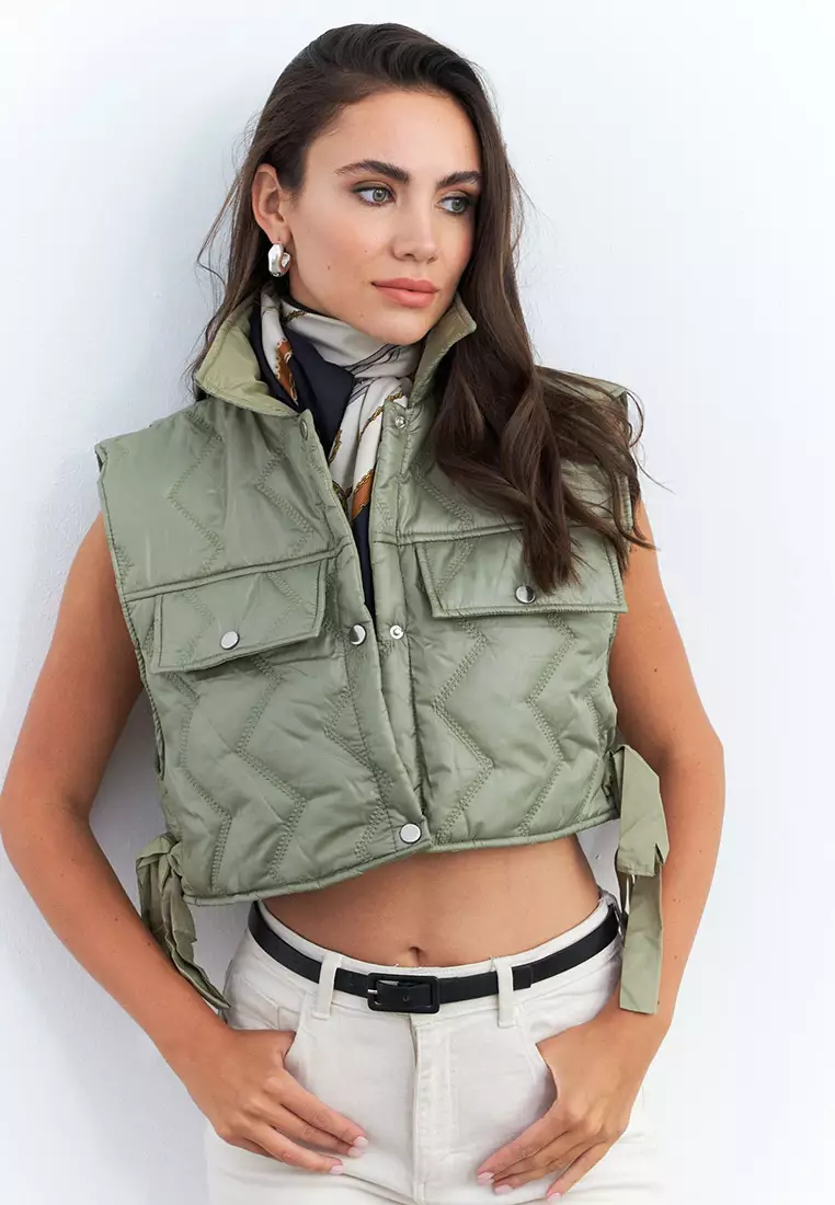 Mint Crop Vest