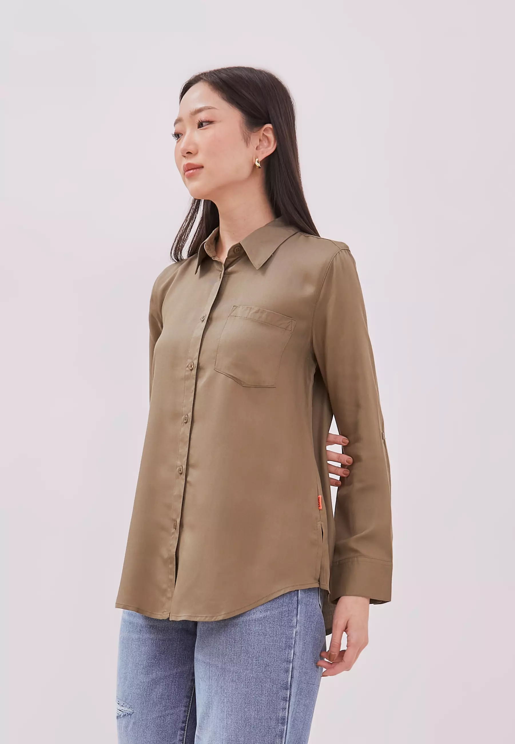 DUST Kemeja Arani Olive Comfease (D.116414)