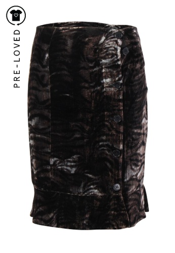 armani velvet