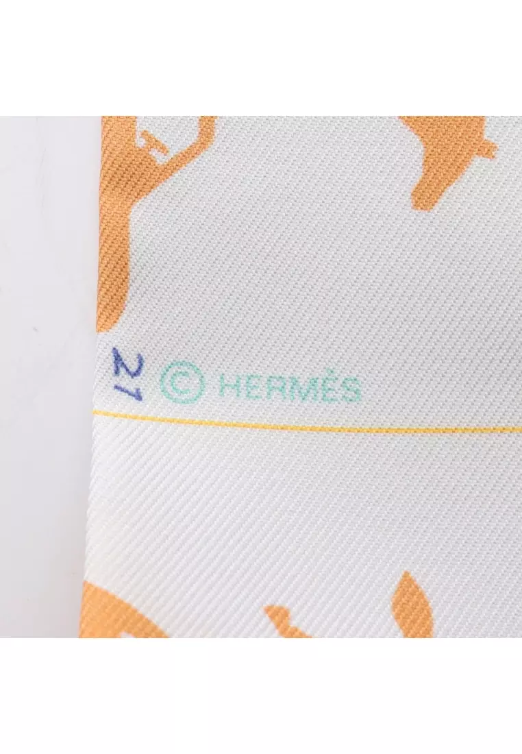 Pre-Loved Hermès twilly Hermes PARADE ribbon scarf silk white multicolor