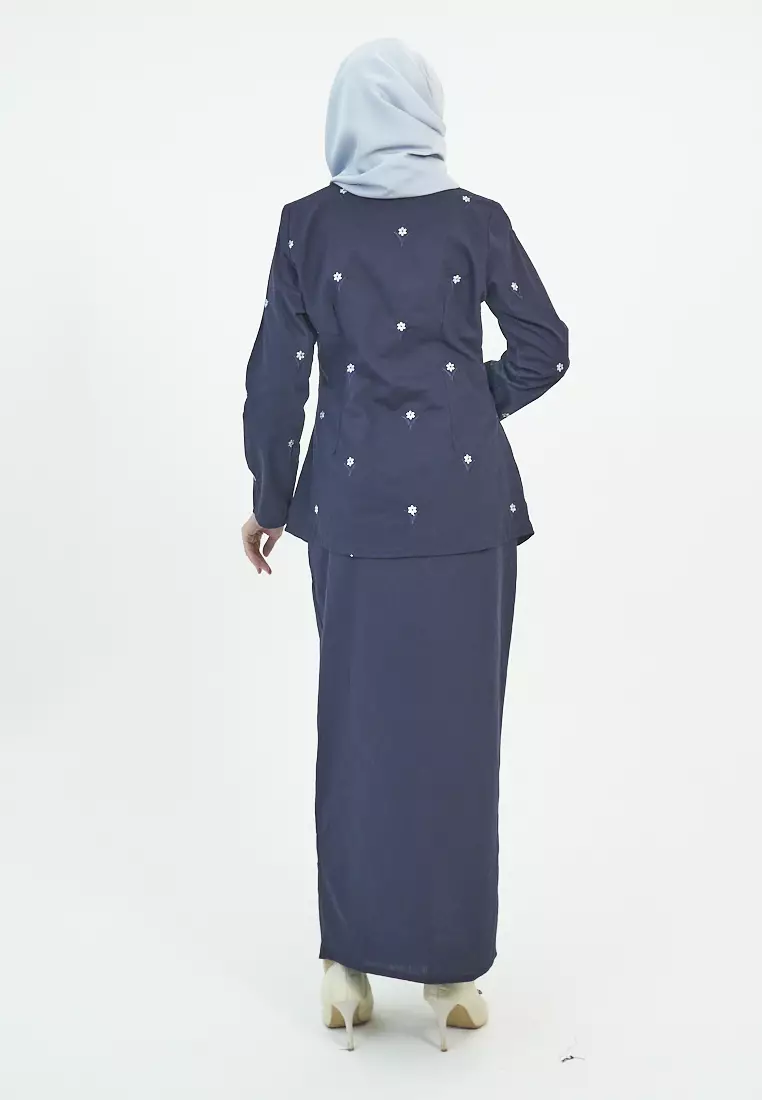 Ottavia Kebaya Pendek