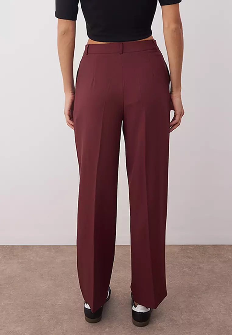 Maroon Limited Edition Straight Cut Pleated Woven Fabric Trousers Twoaw23Pl00401