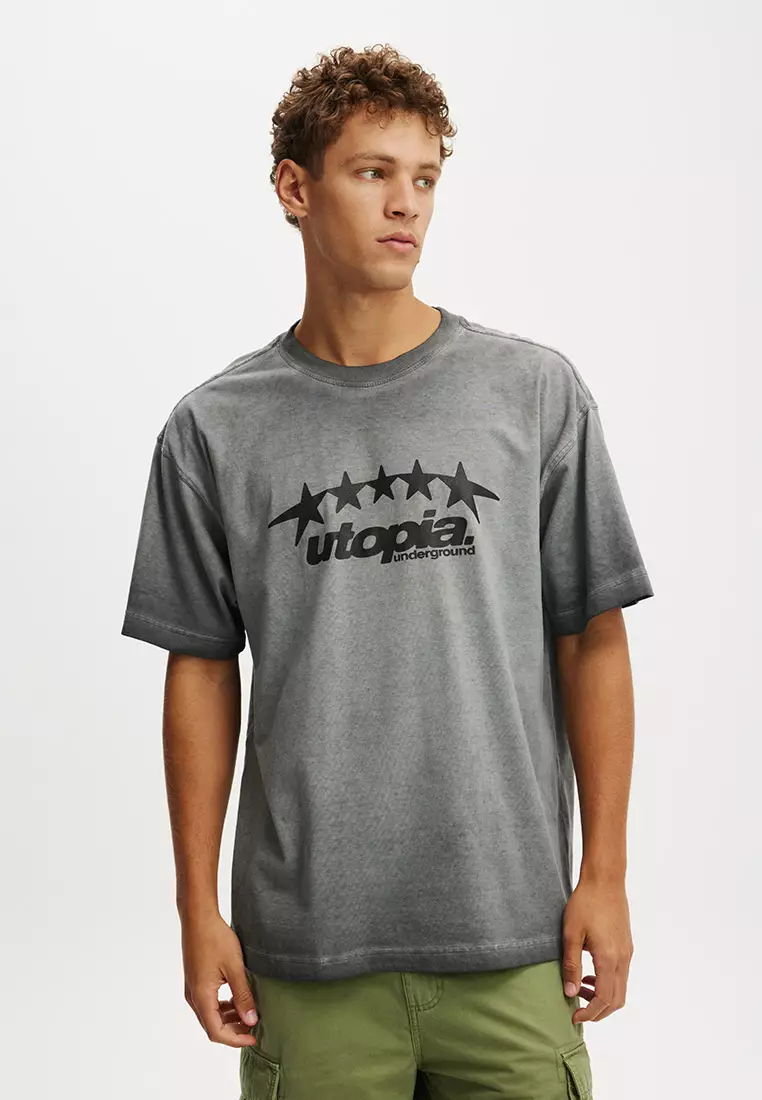 Box Fit Graphic T-Shirt