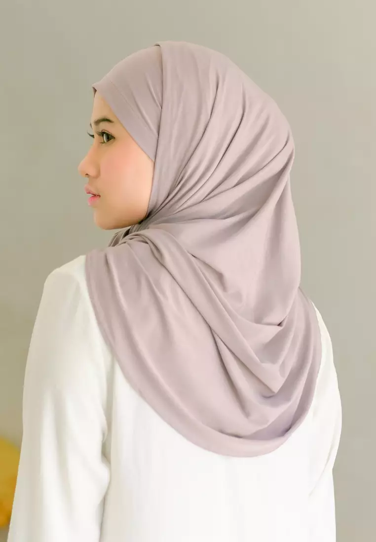 Jenna Instan Grey Cream