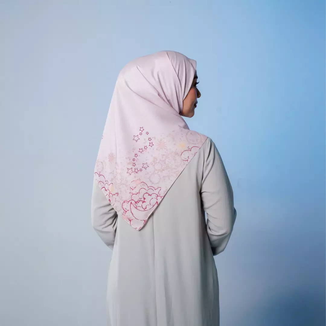 ELIANA Scarf Dusty Pink - Kerudung Hijab Segiempat Motif With Pouch Ziplock - Bahan Poly Fine - Ukuran 110x110