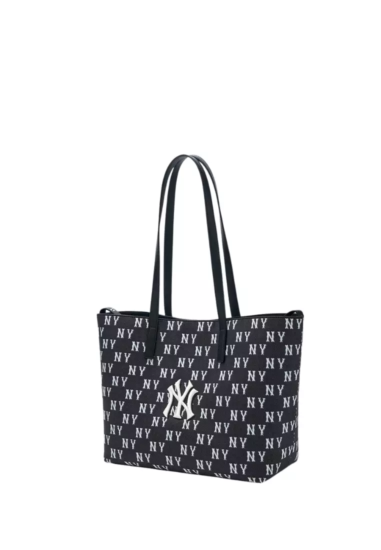 ☆人気☆【MLB】☆MONOGRAM JACQUARD SHOPPER BA.G☆バッグ☆ ☆人気☆【MLB】☆MONOGRAM JACQUARD SHOPPER BA.G☆バッグ