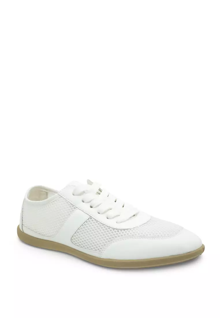 Women Lace Up Lifestyle Sneakers - 260160402