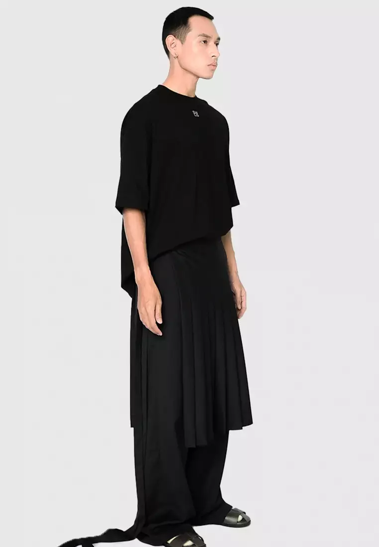 Embroidered T-Shirt in Black