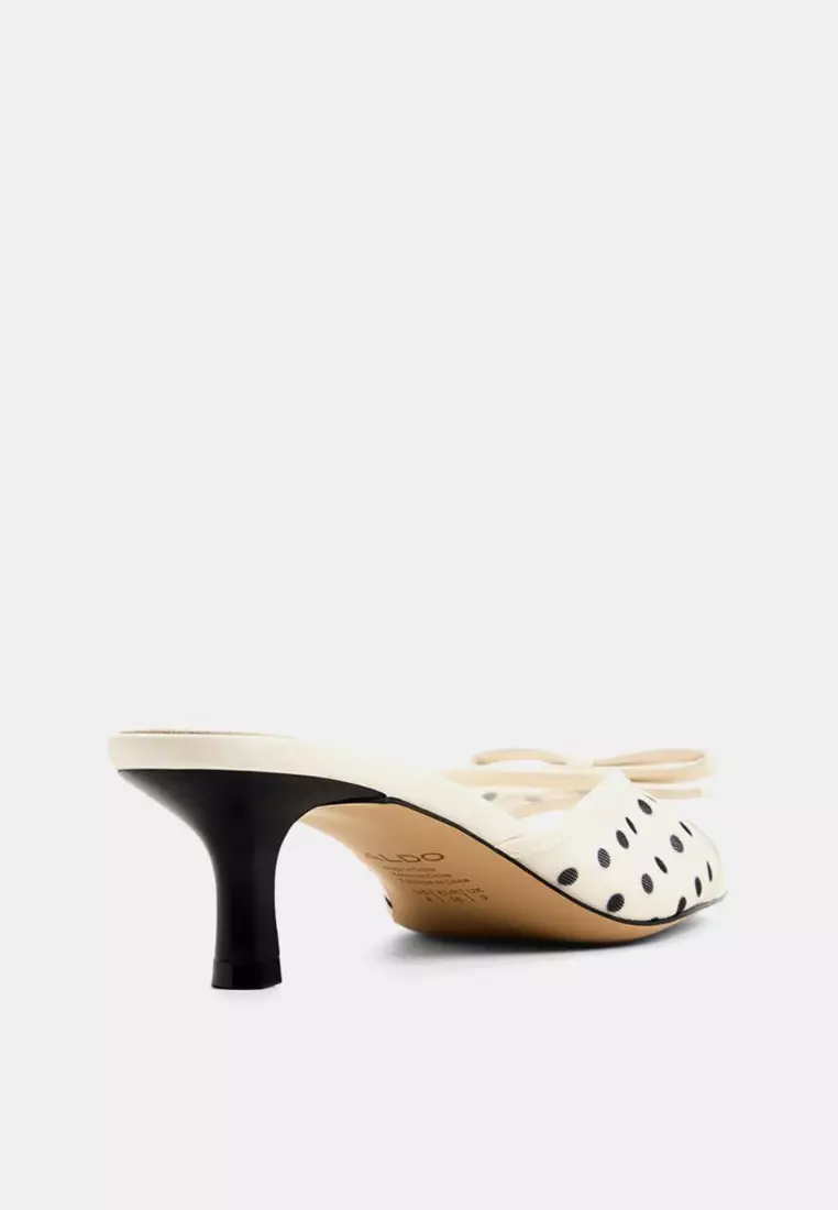 Begoniaa Heels
