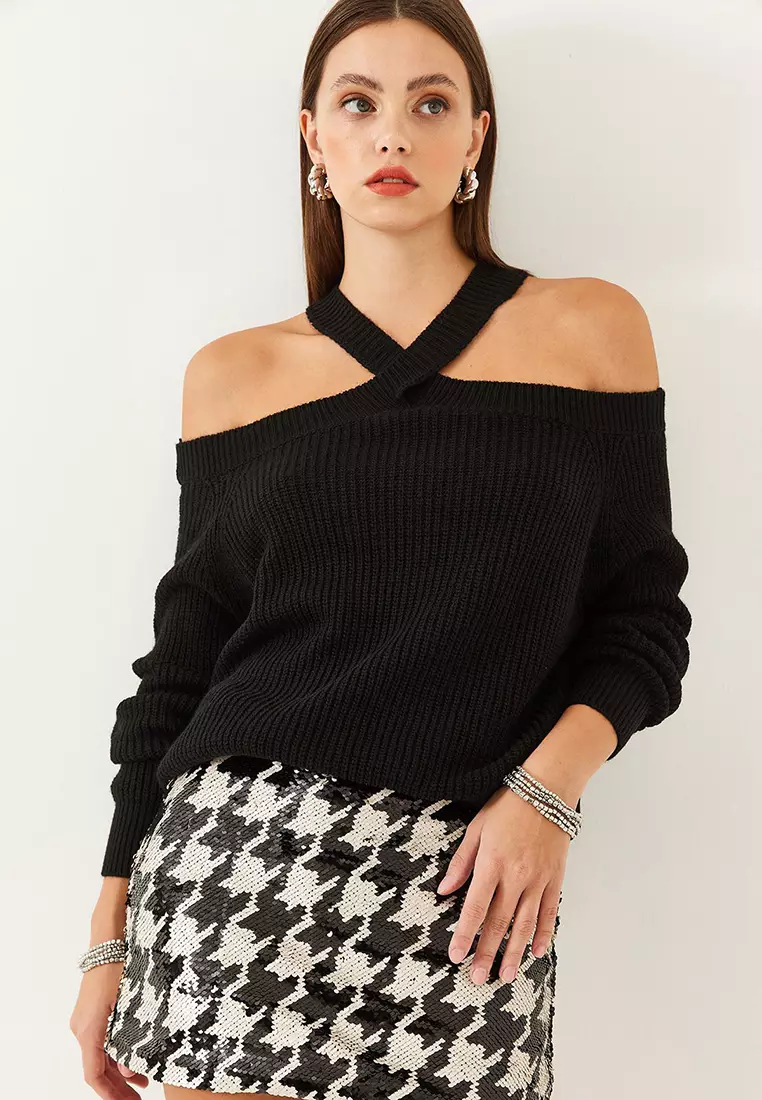 Women's Cross Strap Knitwear Sweater 85001017