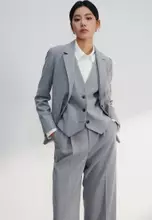 灰色