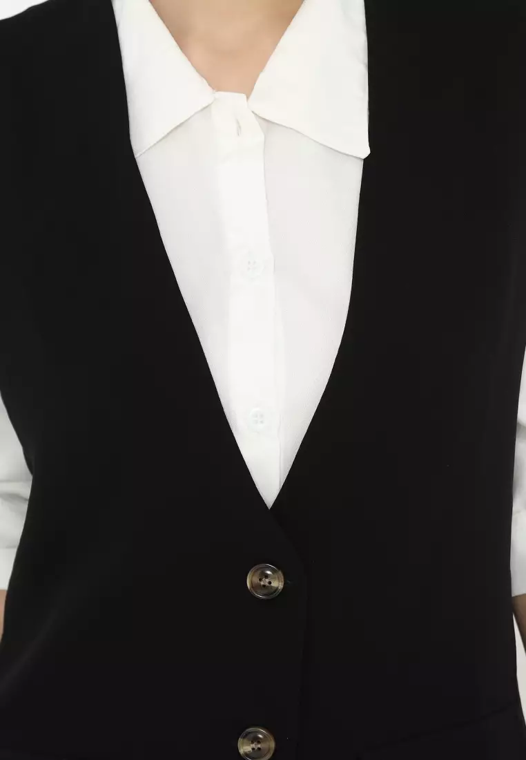 Basic Vest in Black By Brilliant girl Warna HITAM