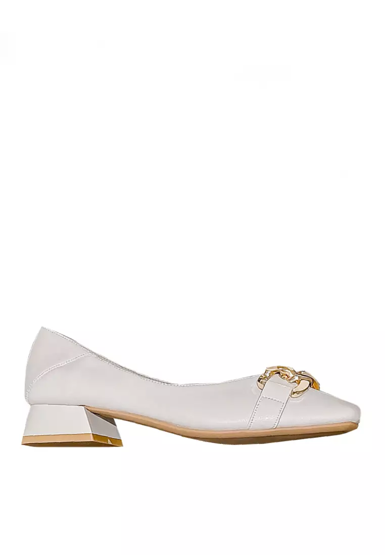 Discount on Twenty Eight Shoes  shoes - SKU: VANSA Leather Hardware Buckle Mid-Heel Shoes VSW-F33330